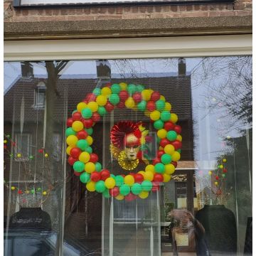 Carnaval krans (klik op foto voor info)