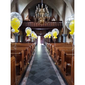 Ballon Communie kerk (klik op foto voor info)